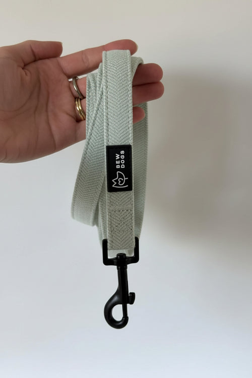 a soft and stylish green herringbone lead from Bew Dogs, suitable for all dogs and everyday dog walks. 